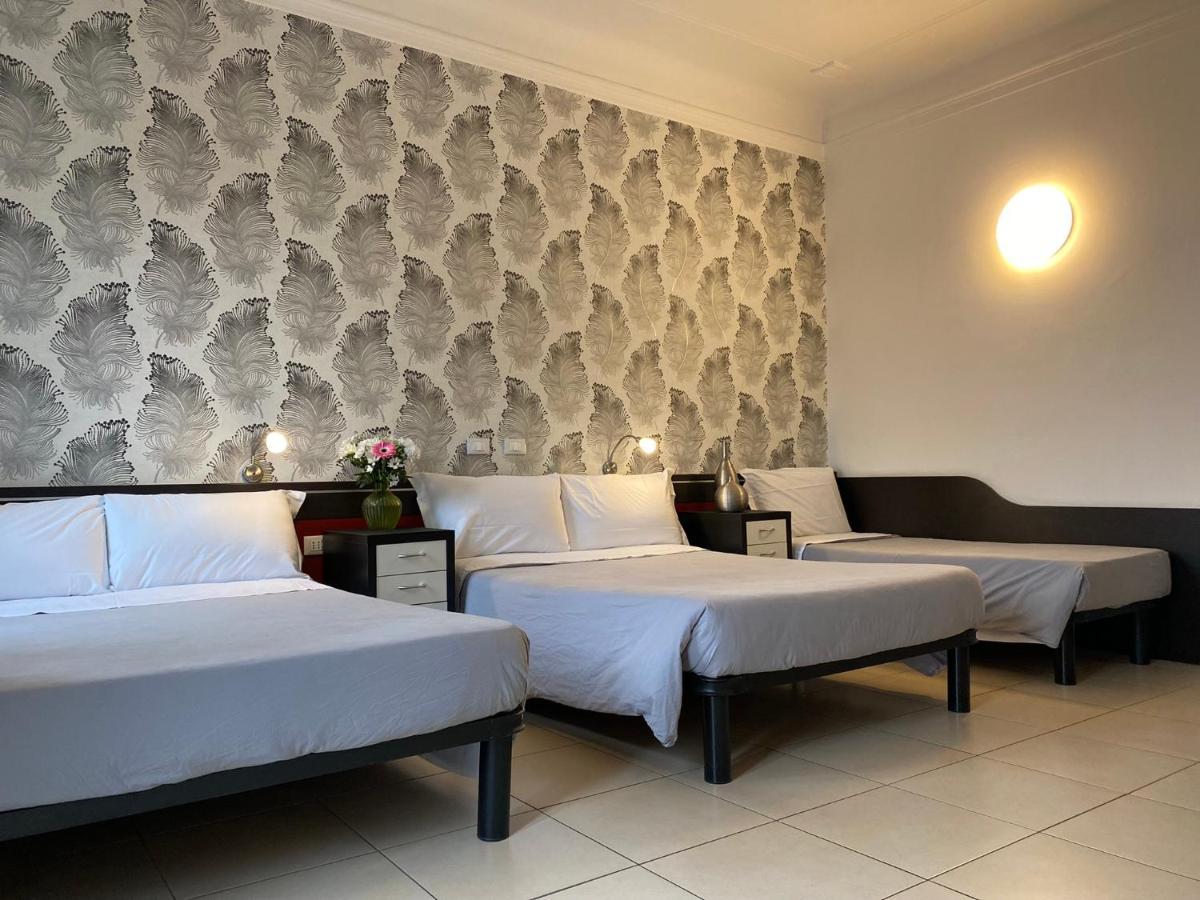 Hotel Rossovino Milano Екстериор снимка