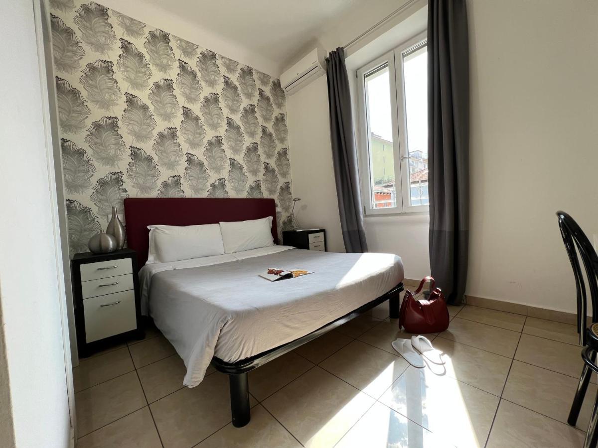 Hotel Rossovino Milano Екстериор снимка