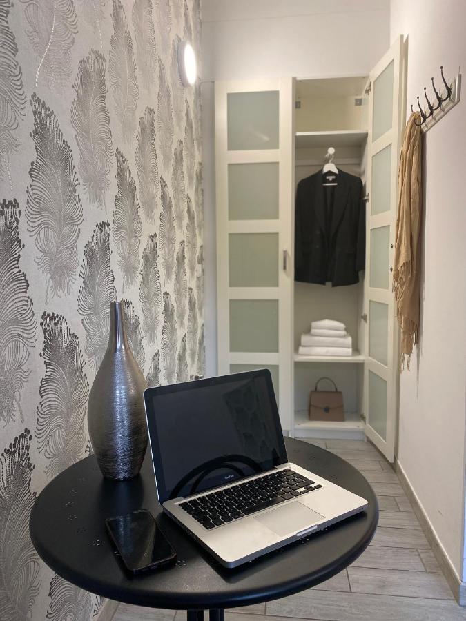 Hotel Rossovino Milano Екстериор снимка