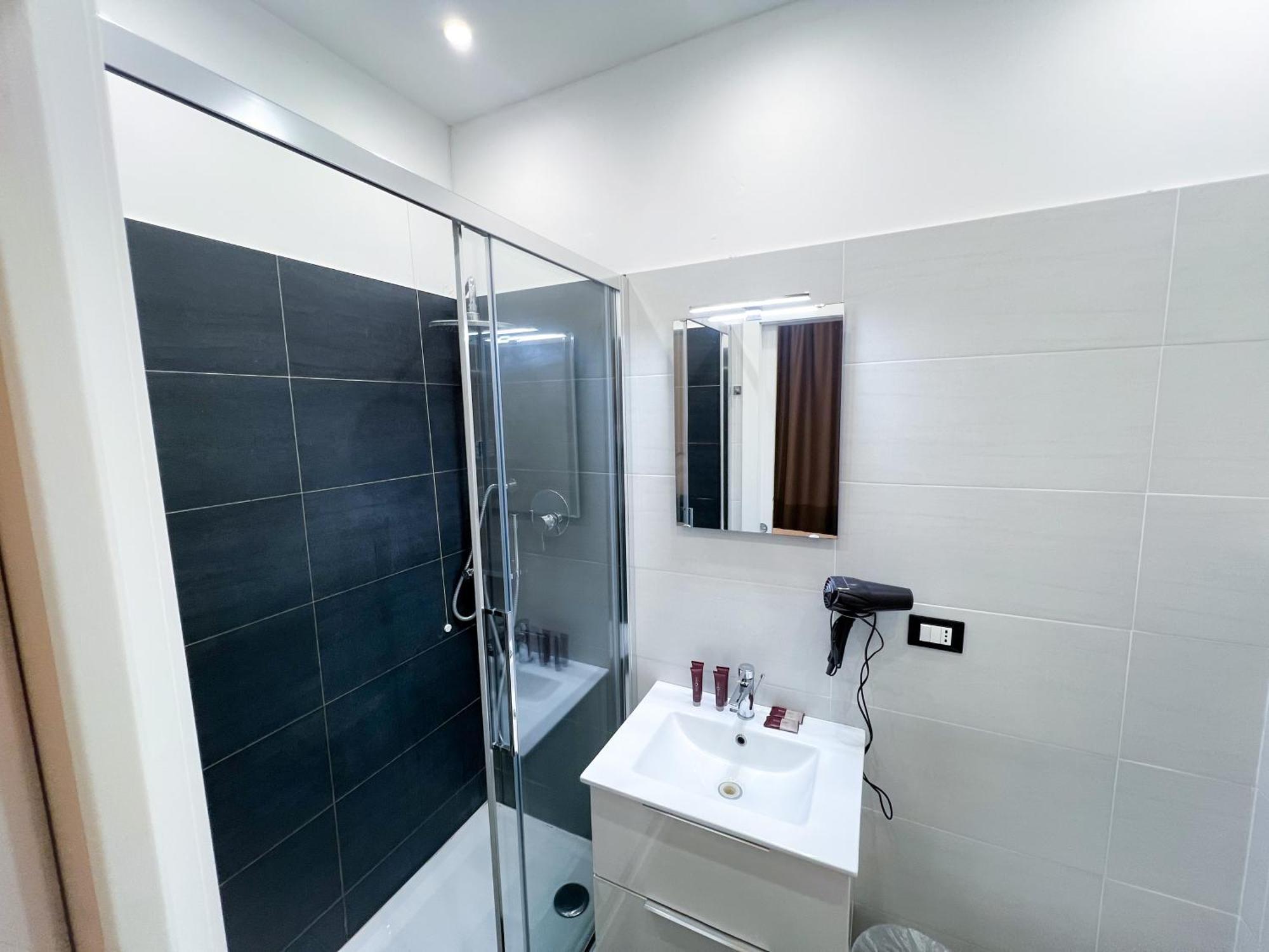 Hotel Rossovino Milano Екстериор снимка