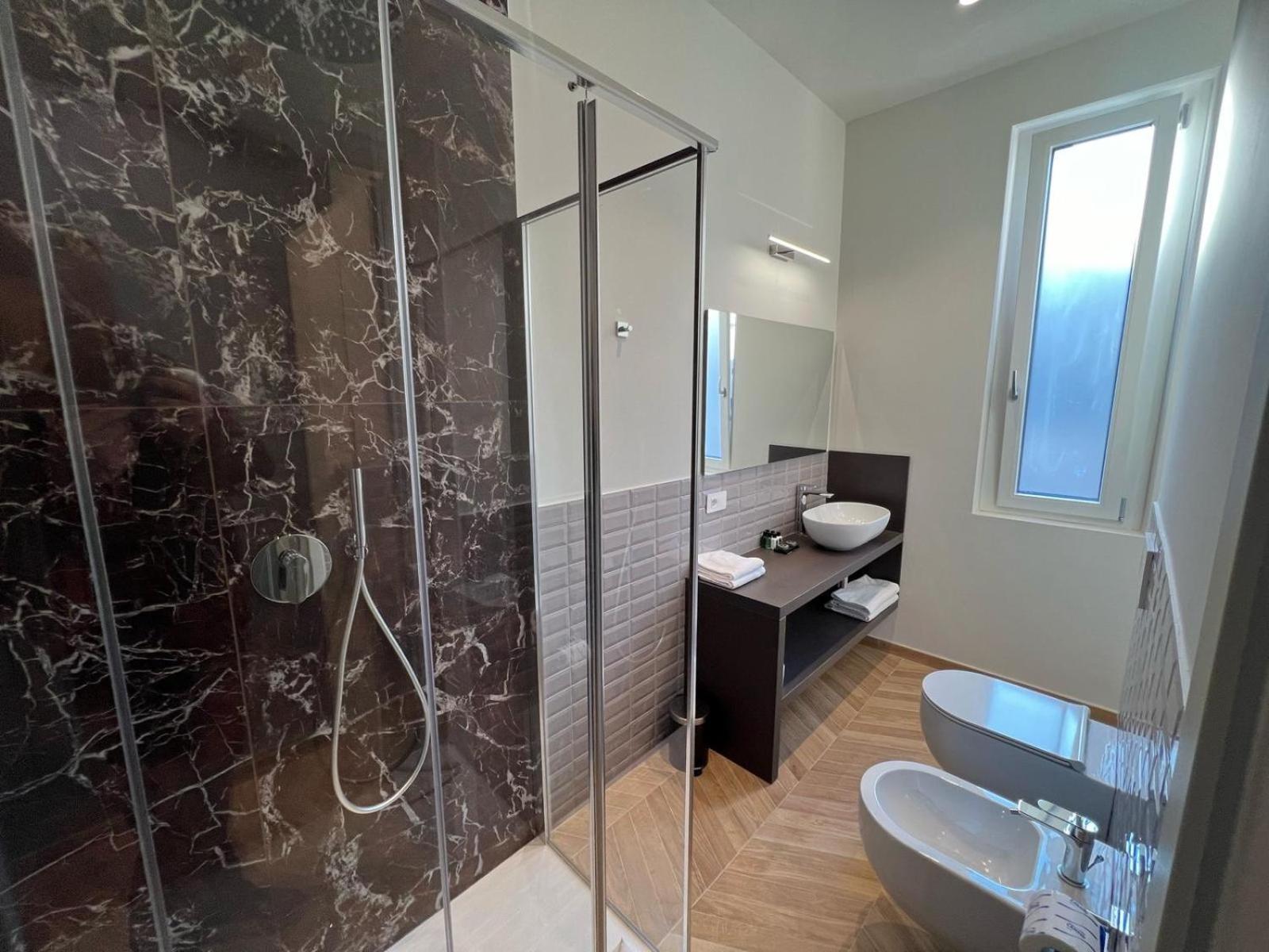 Hotel Rossovino Milano Екстериор снимка