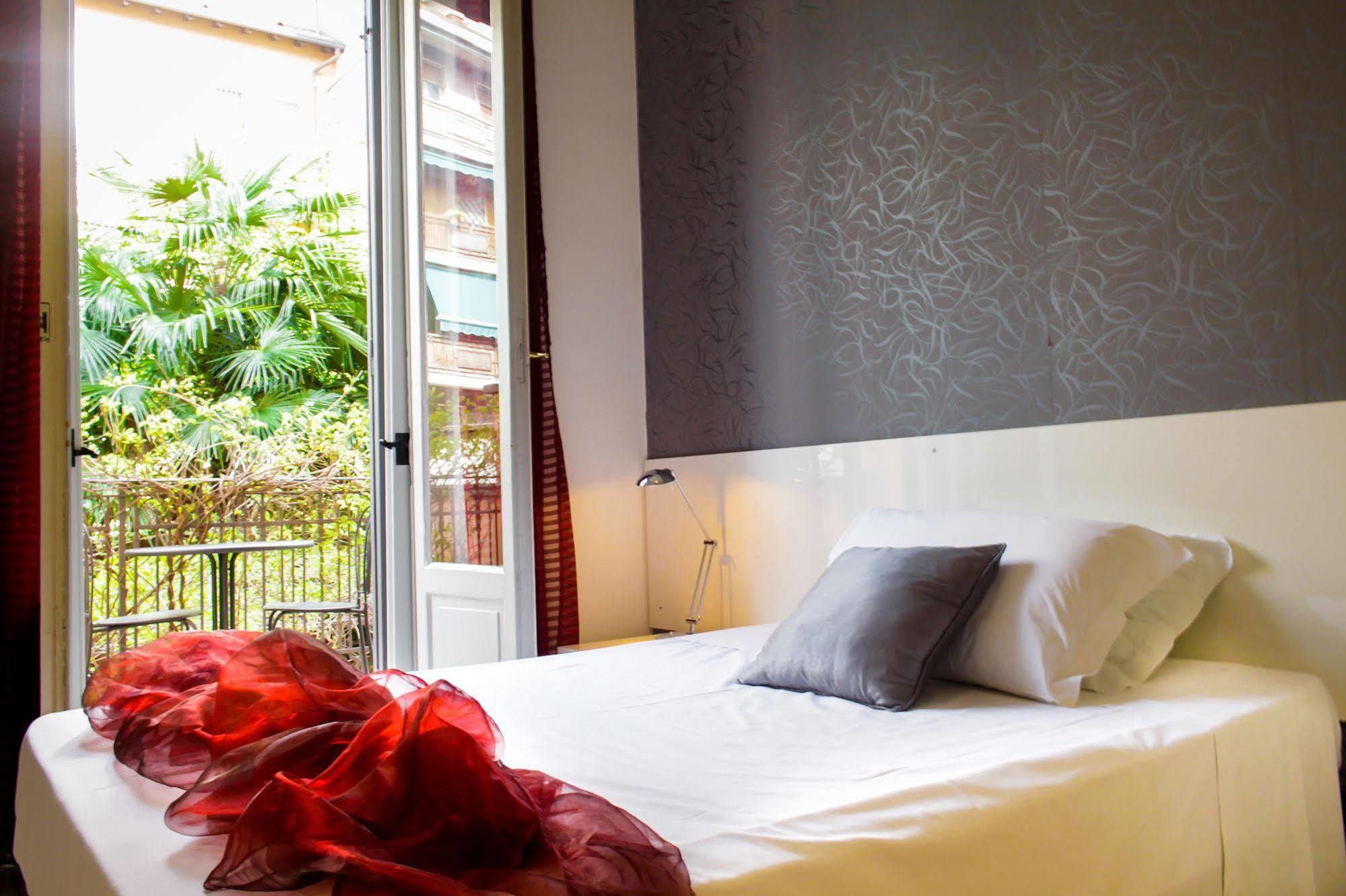 Hotel Rossovino Milano Екстериор снимка