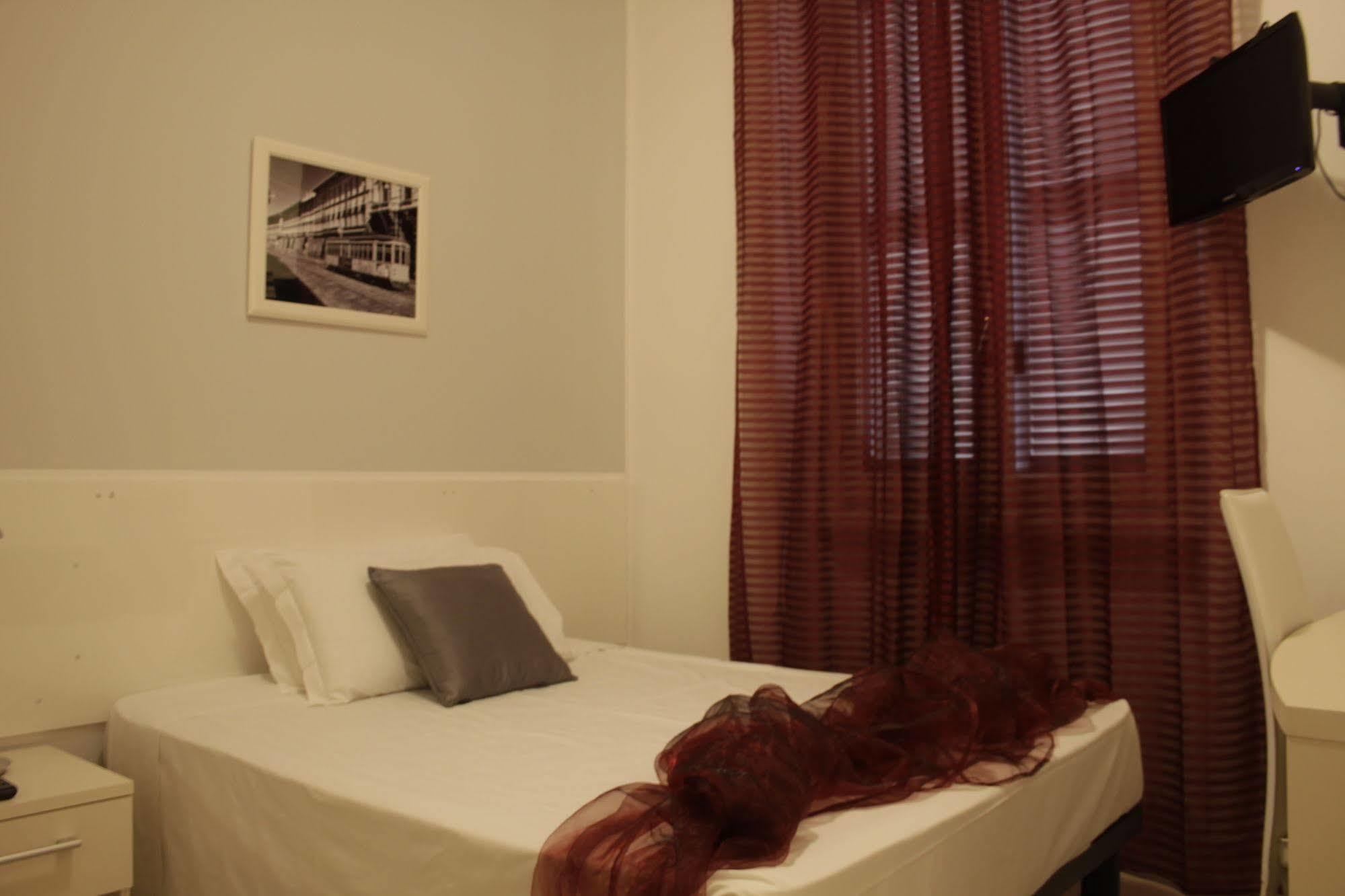 Hotel Rossovino Milano Екстериор снимка